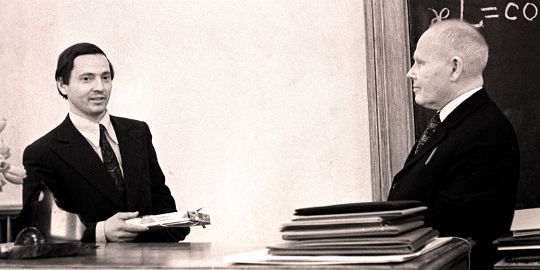 К.И. Чурюмов и Д.Я. Мартынов, 1976 год