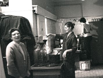 В Фотолаборатории ГАИШ 1980 год.
