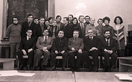 Отдел Гравиметрии 1980. В Конференц-зале ГАИШ МГУ.